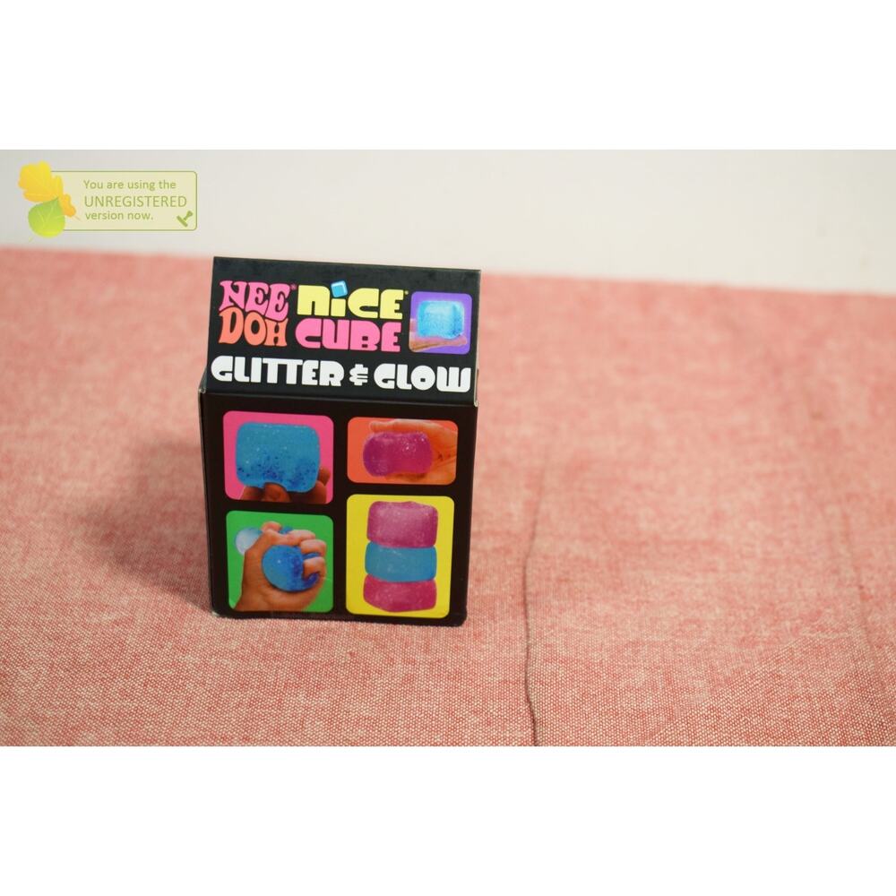 NeeDoh Nice Cube Glitter and Glow Pink - Picture 5 of 8
